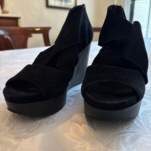 Eileen Fisher suede black wedge sandals
